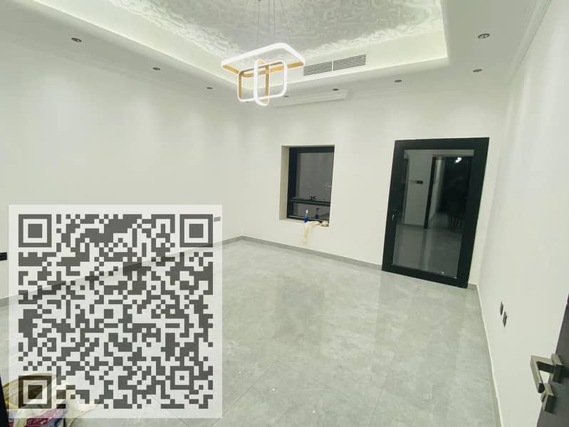 14 4f5d9500-6c47-43ce-a283-427308252719. jpg