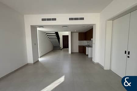 城市广场， 迪拜 4 卧室别墅待租 - 位于城市广场，马哈联排别墅 4 卧室的别墅 210000 AED - 11580466
