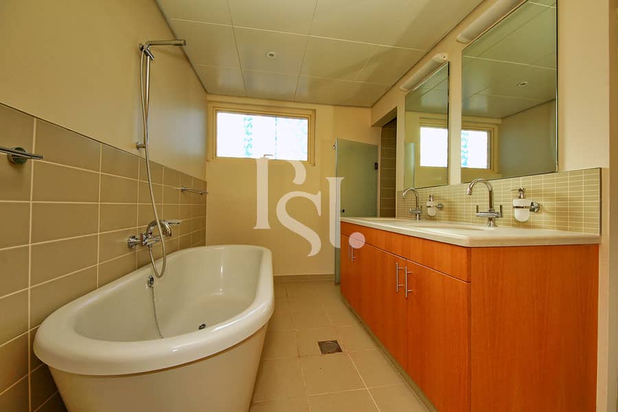 16 4BRM-Townhouse-Al-Raha-Gardens-Abu-Dhabi-UAE (42). jpg