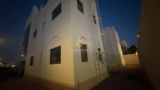 4 Bedroom Villa for Rent in Mirdif, Dubai - IMG-20250502-WA0140. jpg
