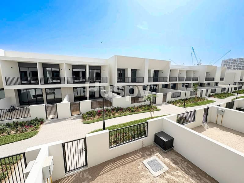Таунхаус в Таун Сквер,Маха Таунхаусы, 3 cпальни, 160000 AED - 11581815 Таунхаус в Таун Сквер,Маха Таунхаусы, 3 cпальни, 160000 AED - 11581815