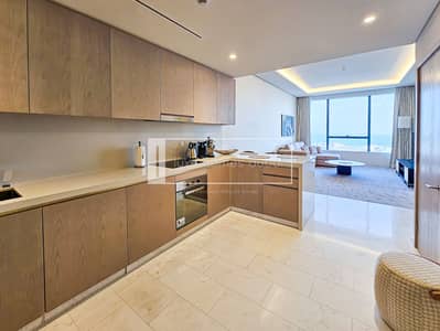 1 Bedroom Apartment for Rent in Palm Jumeirah, Dubai - Palm and Sea View | 1-BR | Luxurious Finish