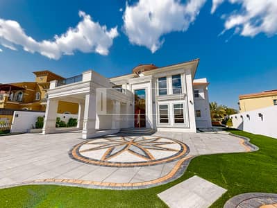 5 Bedroom Villa for Rent in The Villa, Dubai - 5BR+Maid Villa | Garden and Pool | Private Lift