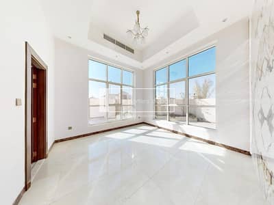 6 Bedroom Villa for Sale in Nad Al Sheba, Dubai - Private Pool | Corner Unit | Private Elevator