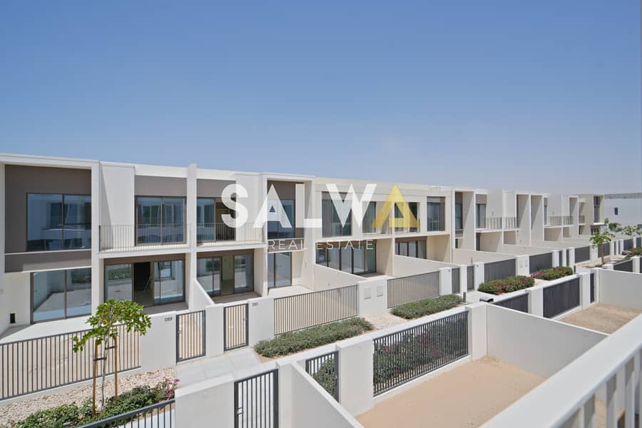 Back to Back - Close to entrance - 3 Bed