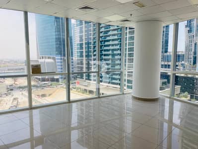 Office for Rent in Business Bay, Dubai - Spacious Office | Vacant | Near Metro