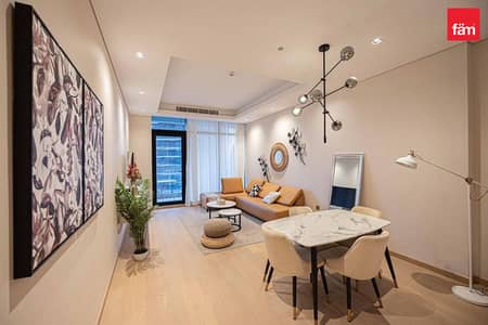 1 Bedroom Apartment for Sale in Downtown Dubai, Dubai - Live Steps from Dubai Mall | Downtown Living