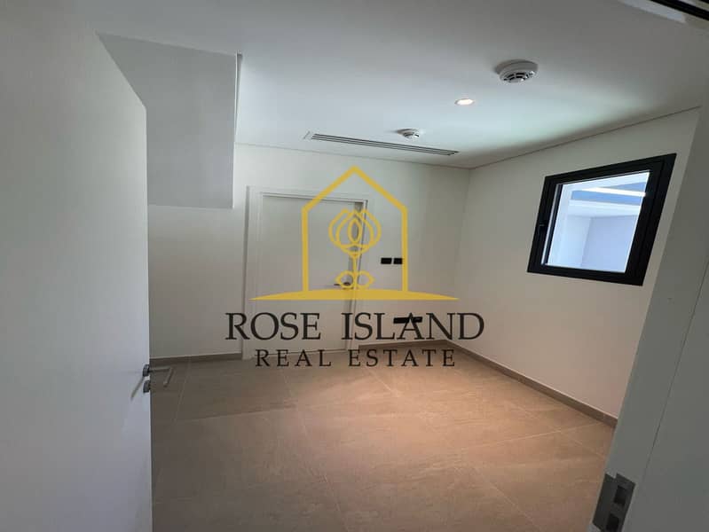 Fascinating Unit|Corner Unit|Prime Location