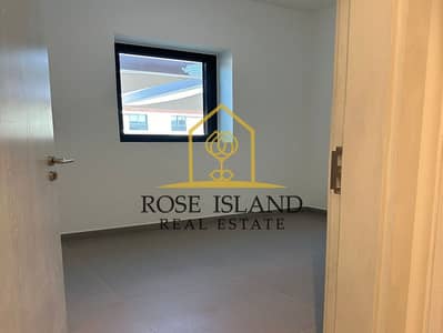 2 Bedroom Townhouse for Sale in Yas Island, Abu Dhabi - ☆Ready To Move In|Single Row|Prime Location