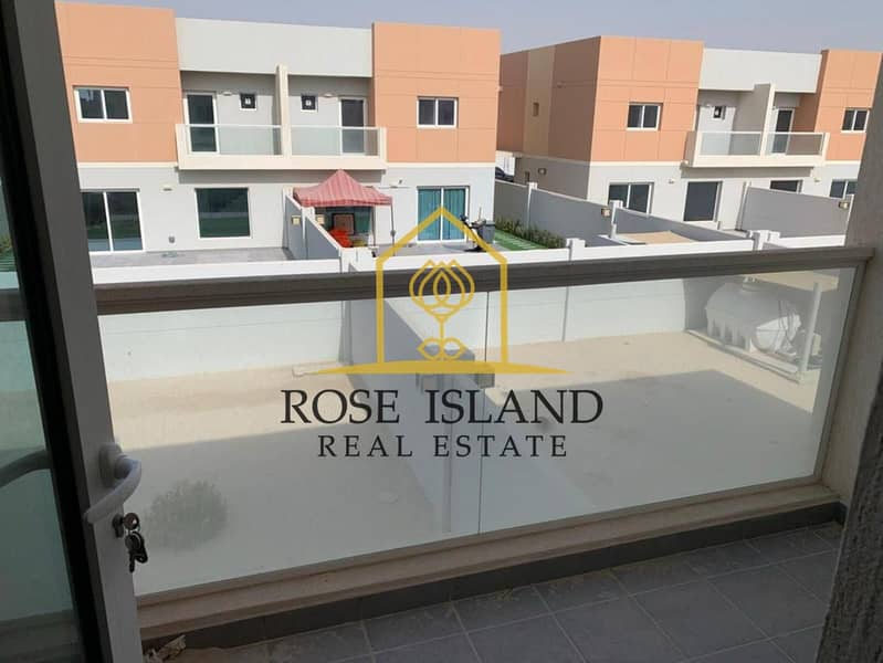 位于阿尔萨姆哈,马纳泽尔-艾尔雷夫2区 3 卧室的别墅 2500000 AED - 11210294 位于阿尔萨姆哈,马纳泽尔-艾尔雷夫2区 3 卧室的别墅 2500000 AED - 11210294
