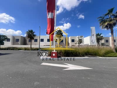 3 Bedroom Townhouse for Sale in Yas Island, Abu Dhabi - ☆Ready To Move In| Single Row|Corner Unit