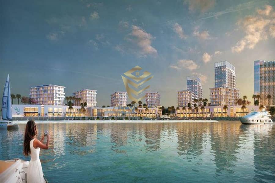 4BR with sea view and lagoon-easy pp-free hold . 4BR with sea view and lagoon-easy pp-free hold .