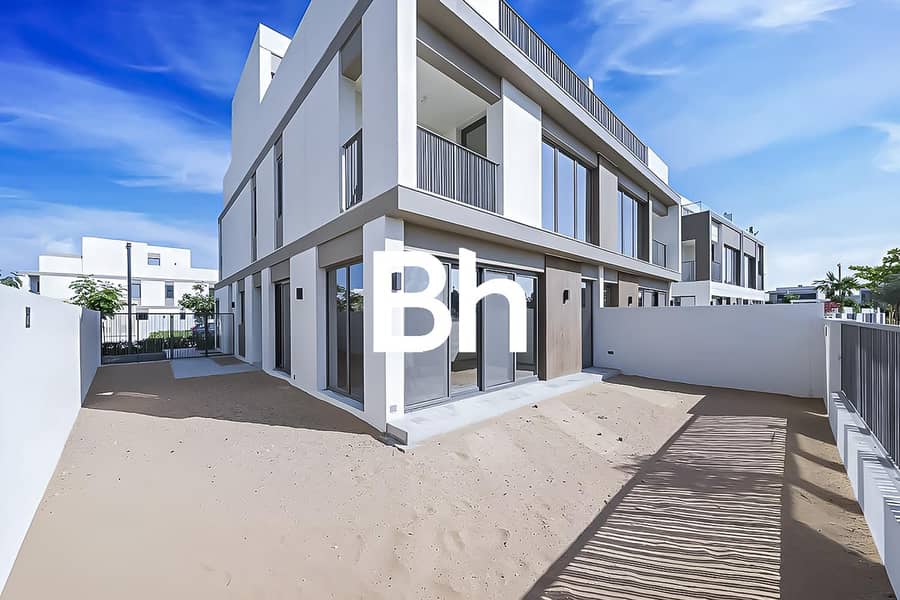Single Row | Closed Kitchen | Brand New