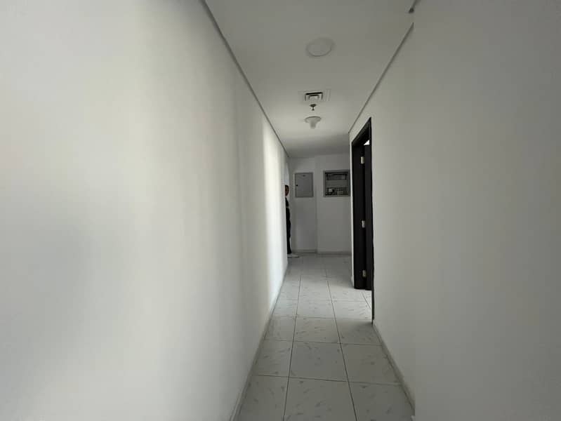 12 86ea914b-f554-4348-b891-ac564b43bd22. jpg