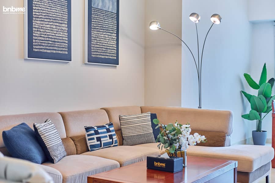 12 Living Area 6. jpg