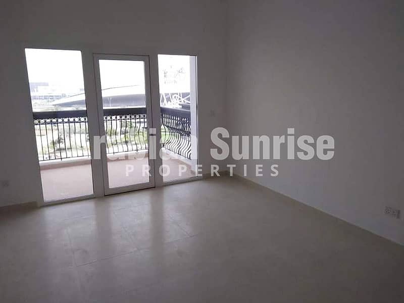2 Ansam 4- 510, 2BR, Living. jpg