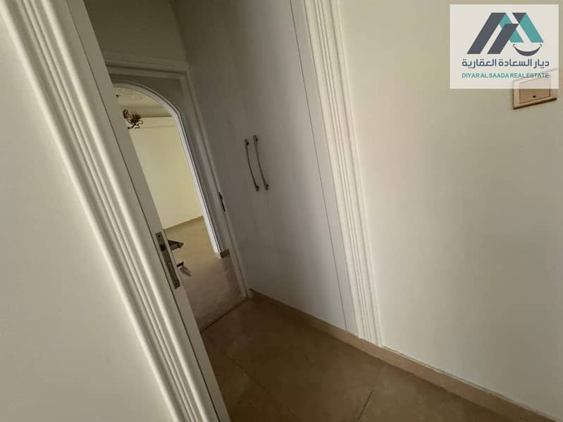 8 d6aadf02-ba82-4672-99e3-acf96d3089d0. jpg