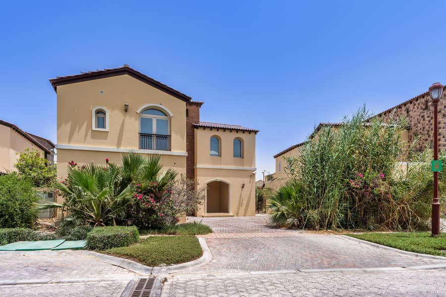 位于朱美拉高尔夫庄园,锡耶纳湖社区 4 卧室的别墅 15250000 AED - 11586908 位于朱美拉高尔夫庄园,锡耶纳湖社区 4 卧室的别墅 15250000 AED - 11586908