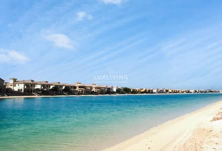 4 Bedroom Villa for Sale in Palm Jumeirah, Dubai - Best Deal | Partially Upgraded | Key in Hand