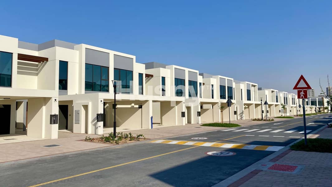 位于城市广场,马哈联排别墅 3 卧室的联排别墅 180000 AED - 11587707 位于城市广场,马哈联排别墅 3 卧室的联排别墅 180000 AED - 11587707