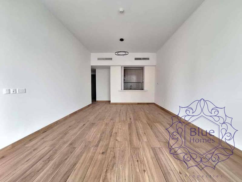 23 d0800e1f-ec90-4bcd-af48-993876bd5cf5. jpg