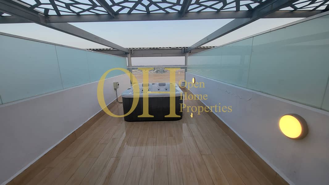 7 Jacuzzi 1. jpg