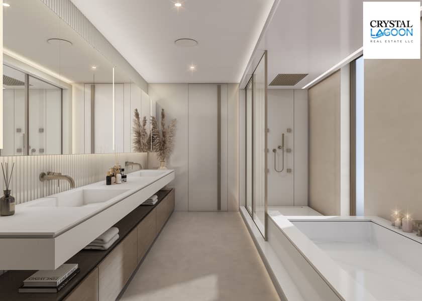 16 6Bed_Master bathroom. jpg