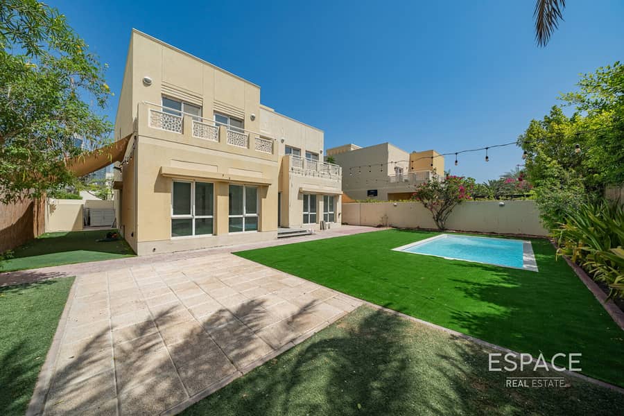 فیلا في السهول 2،السهول 5 غرف 600000 درهم - 11589489 فیلا في السهول 2،السهول 5 غرف 600000 درهم - 11589489