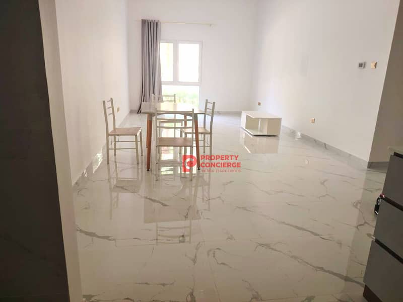 Modern Fully Upgraded | Near Metro | Spacious784 Modern Fully Upgraded | Near Metro | Spacious784