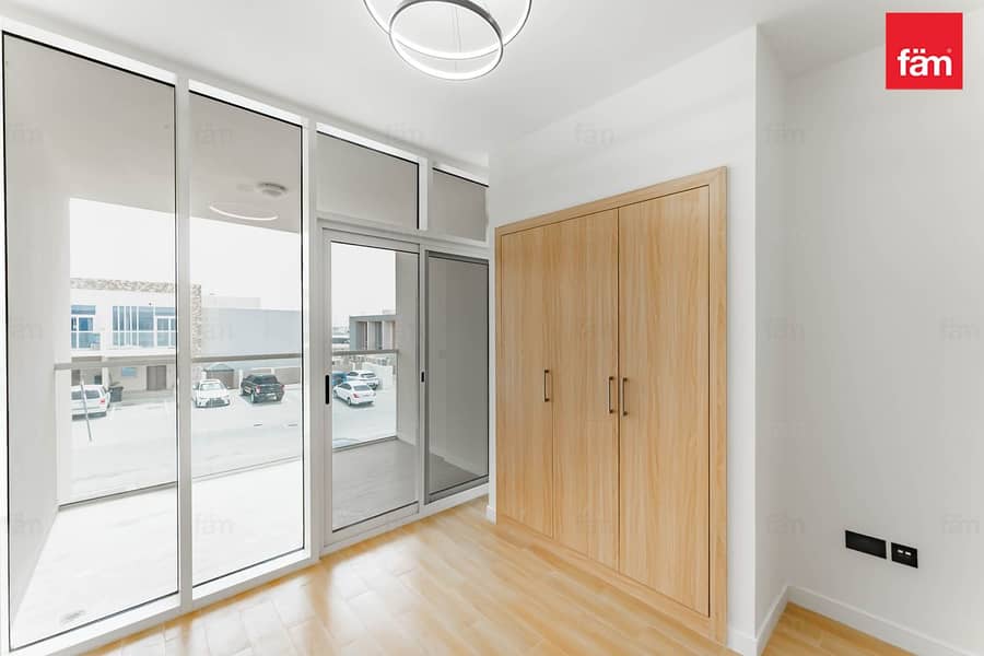 Vacant | Spacious | Private Garden | New Vacant | Spacious | Private Garden | New
