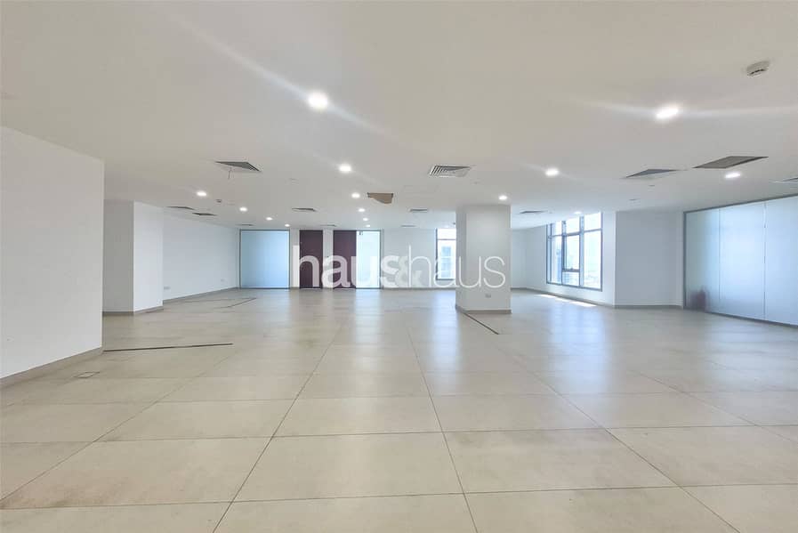 位于芭莎综合社区(Tecom),格罗夫纳商务大厦 的写字楼 599140 AED - 11590225 位于芭莎综合社区(Tecom),格罗夫纳商务大厦 的写字楼 599140 AED - 11590225