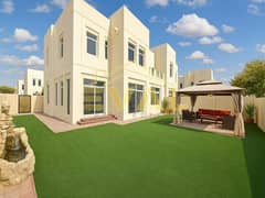 Fully Upgraded & Extended Corner Villa | Vacant on Transfer