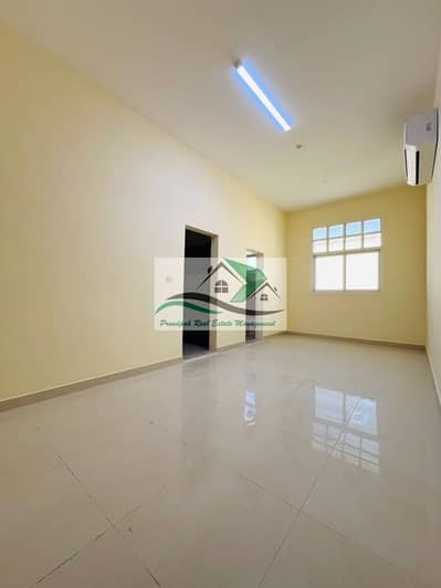 استوديو  للايجار في بني ياس، أبوظبي - IMG-20250509-WA0215. jpg