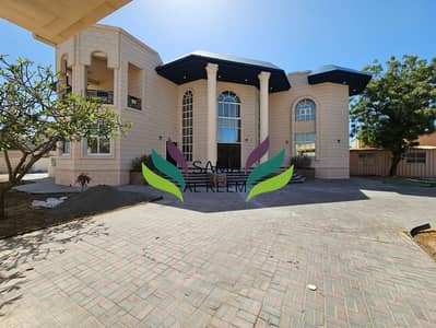 5 Bedroom Villa for Rent in Umm Suqeim, Dubai - WhatsApp Image 2025-05-09 at 9.15. 35 AM (1). jpeg