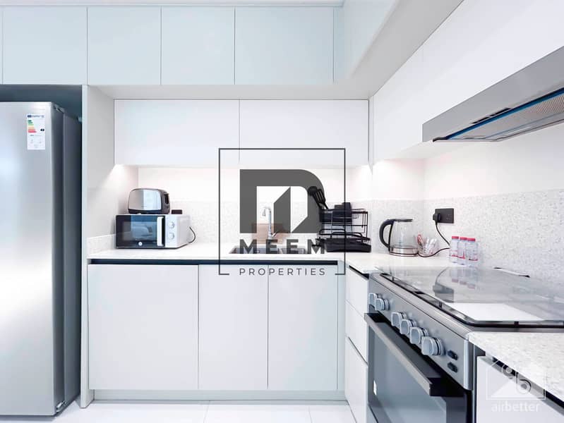 24 Marina Vista P206 -Kitchen-5. jpg