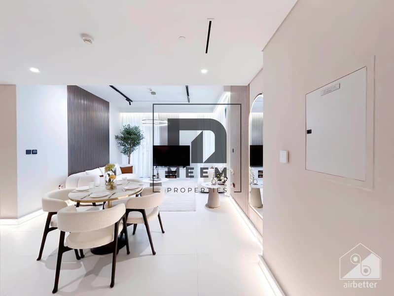 34 Marina Vista P206 -Living-2. jpg