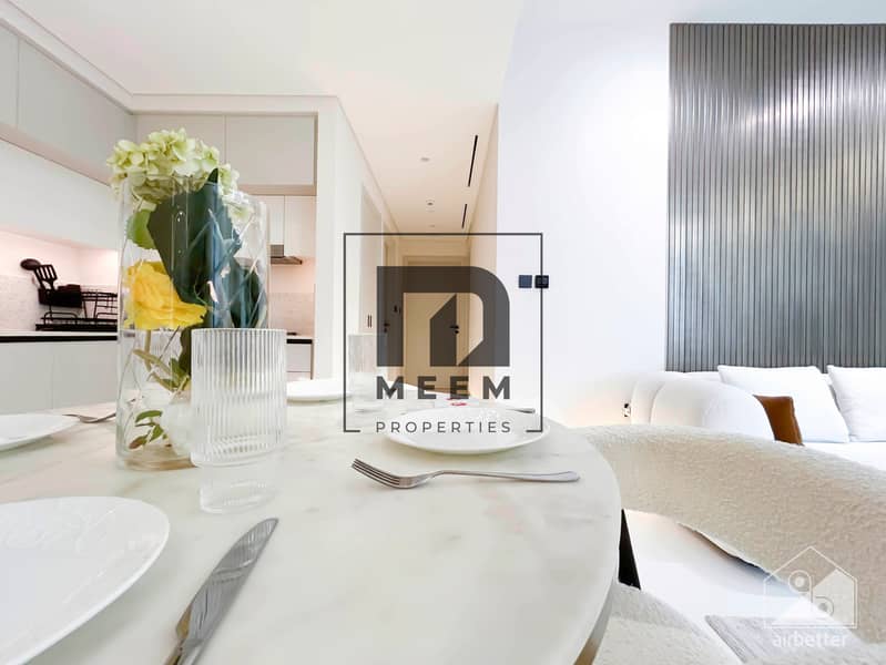 31 Marina Vista P206 -Living-4. jpg