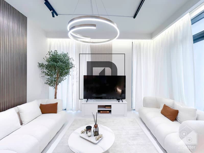 37 Marina Vista P206 -Living-5. jpg
