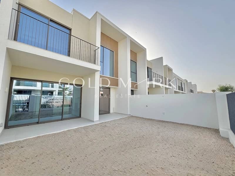 Back To Back Unit | Vacant Now | Call Today Back To Back Unit | Vacant Now | Call Today
