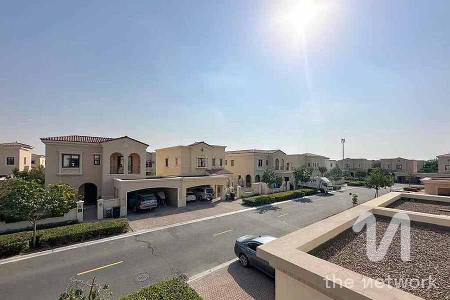 Ready to Move-in | Well Maintained | Spanish Villa Ready to Move-in | Well Maintained | Spanish Villa