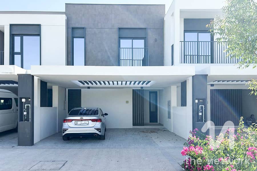 Ready To Move-in | Well Maintained | Vacant Ready To Move-in | Well Maintained | Vacant