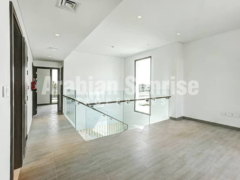 6 Yas Acres P-7-3BR TH_Villa 132_sitting area. jpg