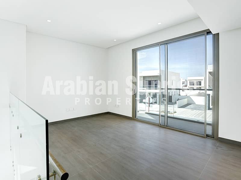 13 Yas Acres 3BR TH_Villa 132_Bedroom1. jpg