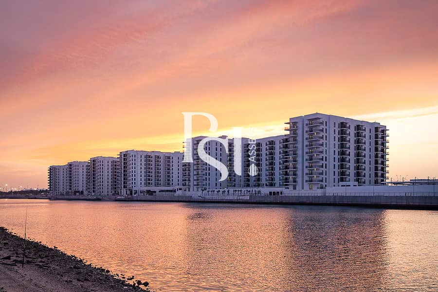 10 yas-water-edge-yas-island-abud-habi-community-property-image-sunset-view (8). jpg