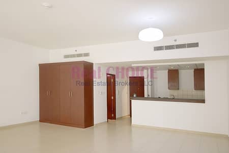 استوديو للايجار في مساكن شاطئ جميرا (JBR)، دبي - Well Maintained Studio Apartment|Mid Floor استوديو للايجار في مساكن شاطئ جميرا (JBR)، دبي - Well Maintained Studio Apartment|Mid Floor
