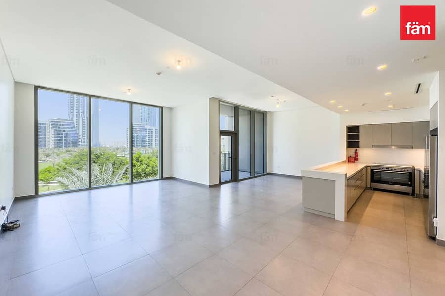 Townhouse| Terrace| Semi-closed Kitchen|Vacant Townhouse| Terrace| Semi-closed Kitchen|Vacant