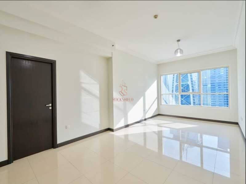 Spacious 1BR | marina and Park View | Huge Layout Spacious 1BR | marina and Park View | Huge Layout