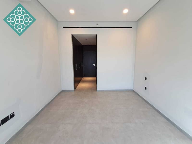 4 Bedroom1. jpg