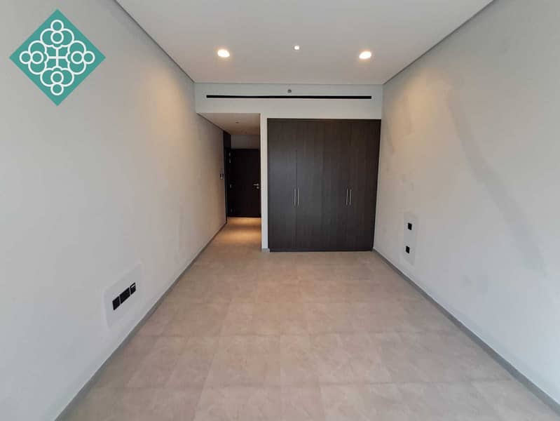 7 Bedroom. jpg