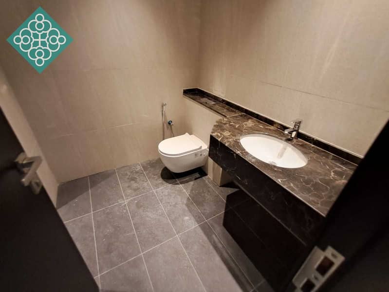 11 Bathroom 1. jpg